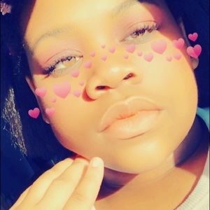 Meet your Posher, Maddie